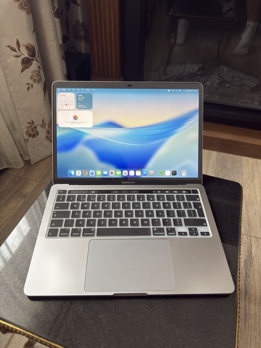 MacBook Pro 13 4TB3 Ports 16Gb Ram 512Gb NVMe