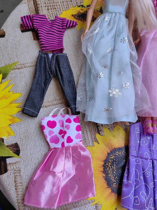 Лот за детето ,дрехи за кукли.