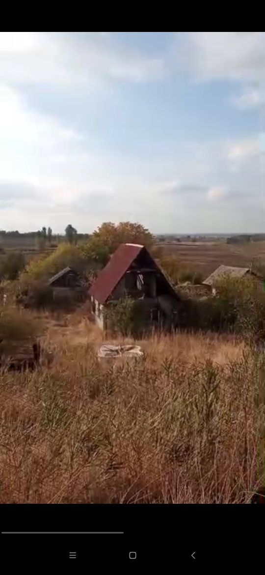 Продаю дачу на юкоричирчикском районе.  Кучирма есть (кадастр)