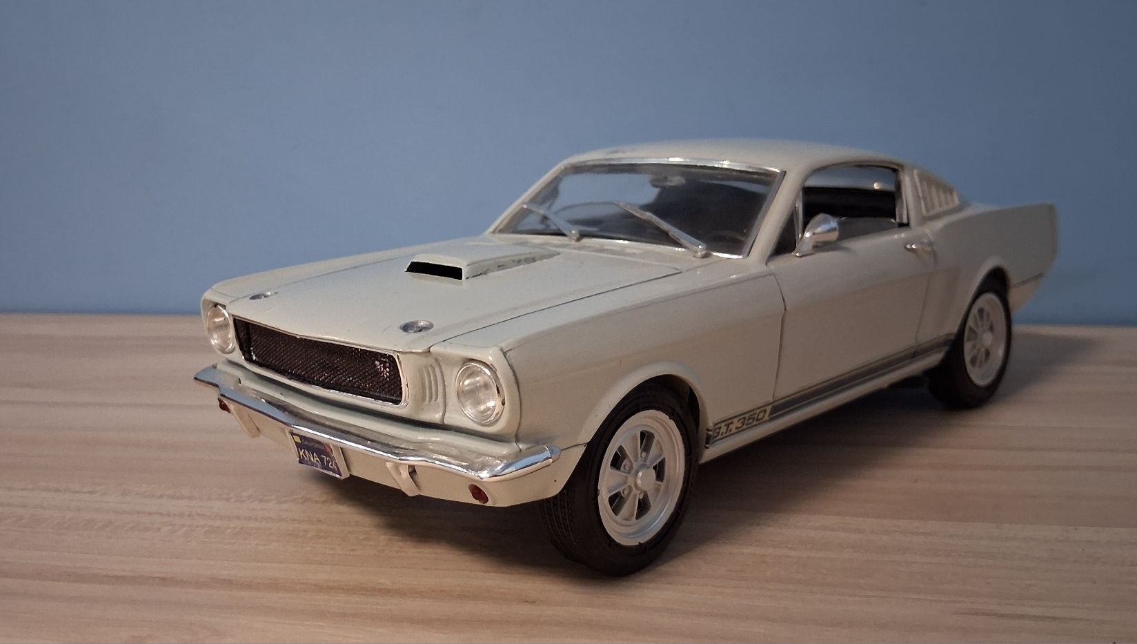 Ford Mustang GT 350 1:18 Jouef Evolution