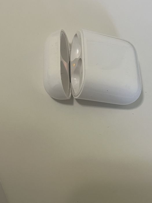 Безжични слушалки Airpods 2nd gen