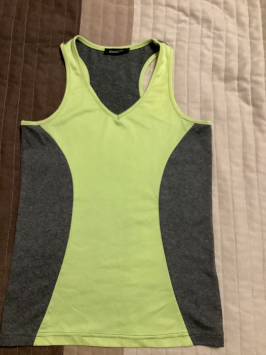 Дамски спортен топ