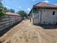 Casa de vanzare in Mândra, Făgăraș