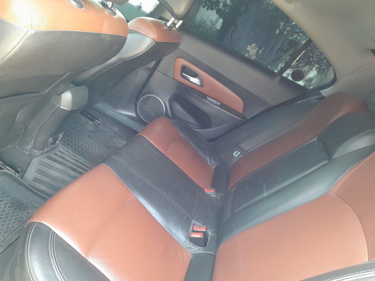 Lacetti Cruze 2009 ,yaqinda Nexia 1.6 Dons matori qoʻyilgan 105000 yur