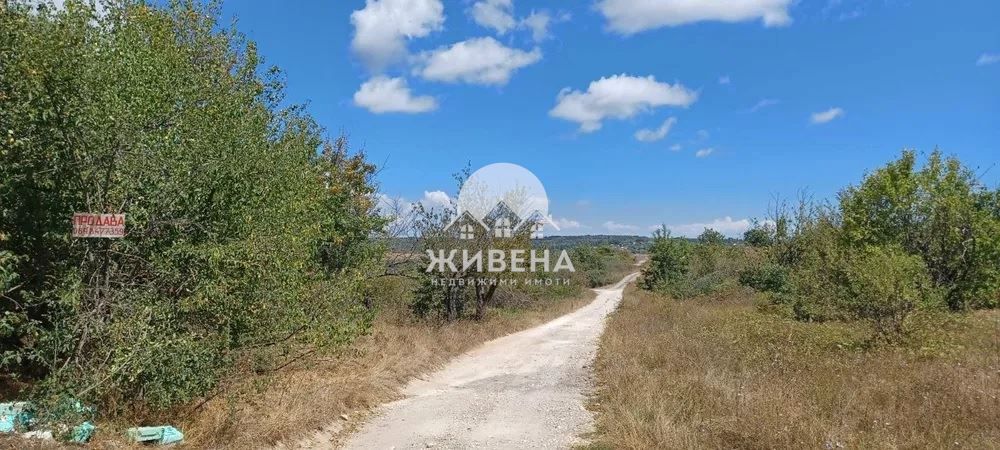 Продавам парцел в с.Приселци, площ 4748 кв.м