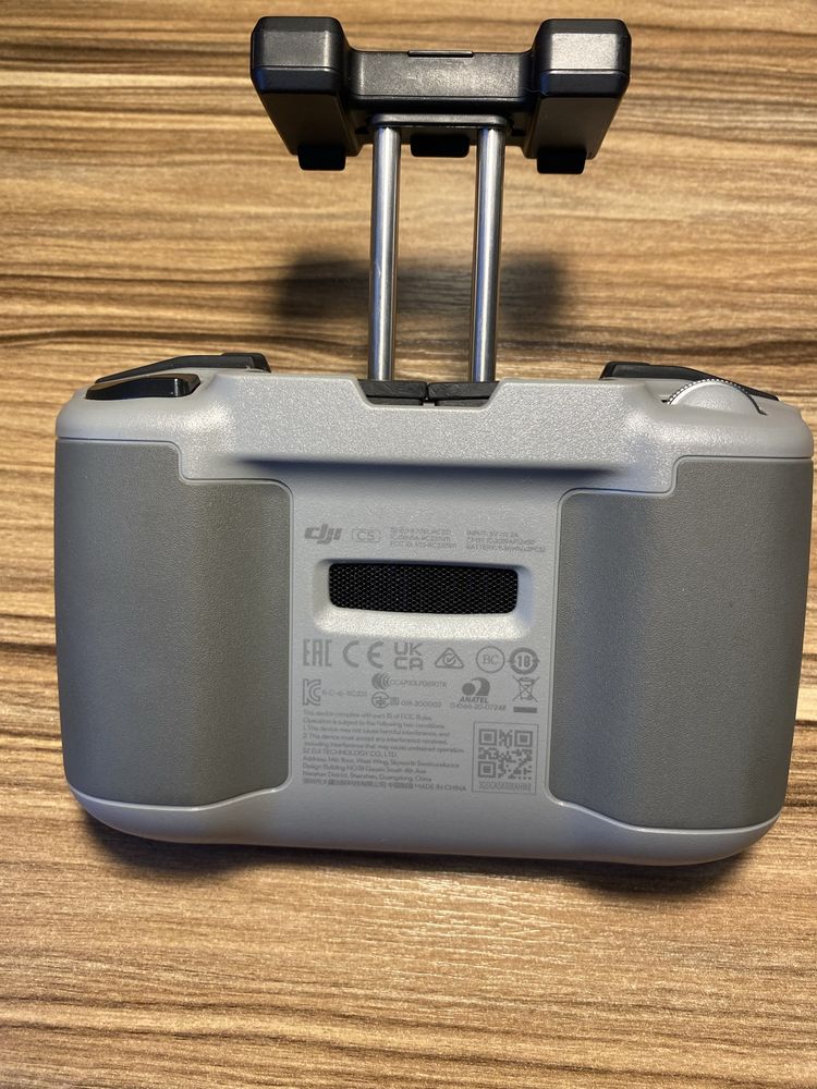 Контролер за DJI дрон