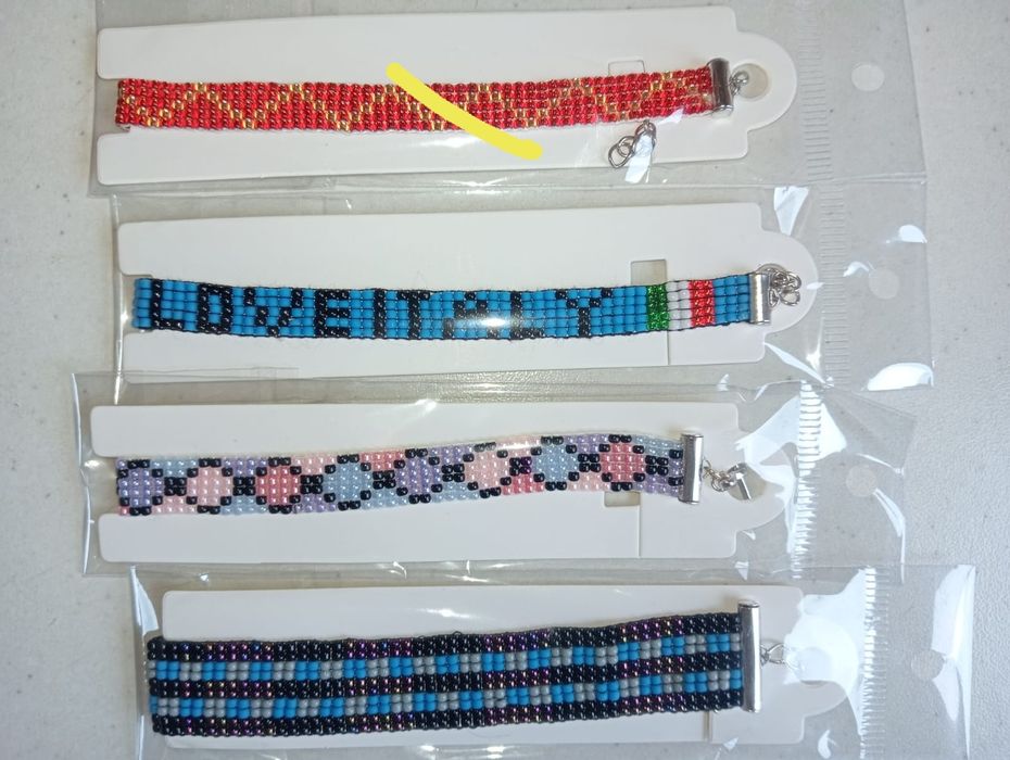 Brățări handmade din margele