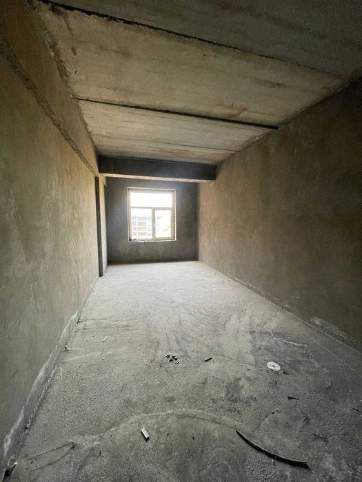 Новостройка Махтумкули 4 комнат коробка 140 кв.м. +мансарда