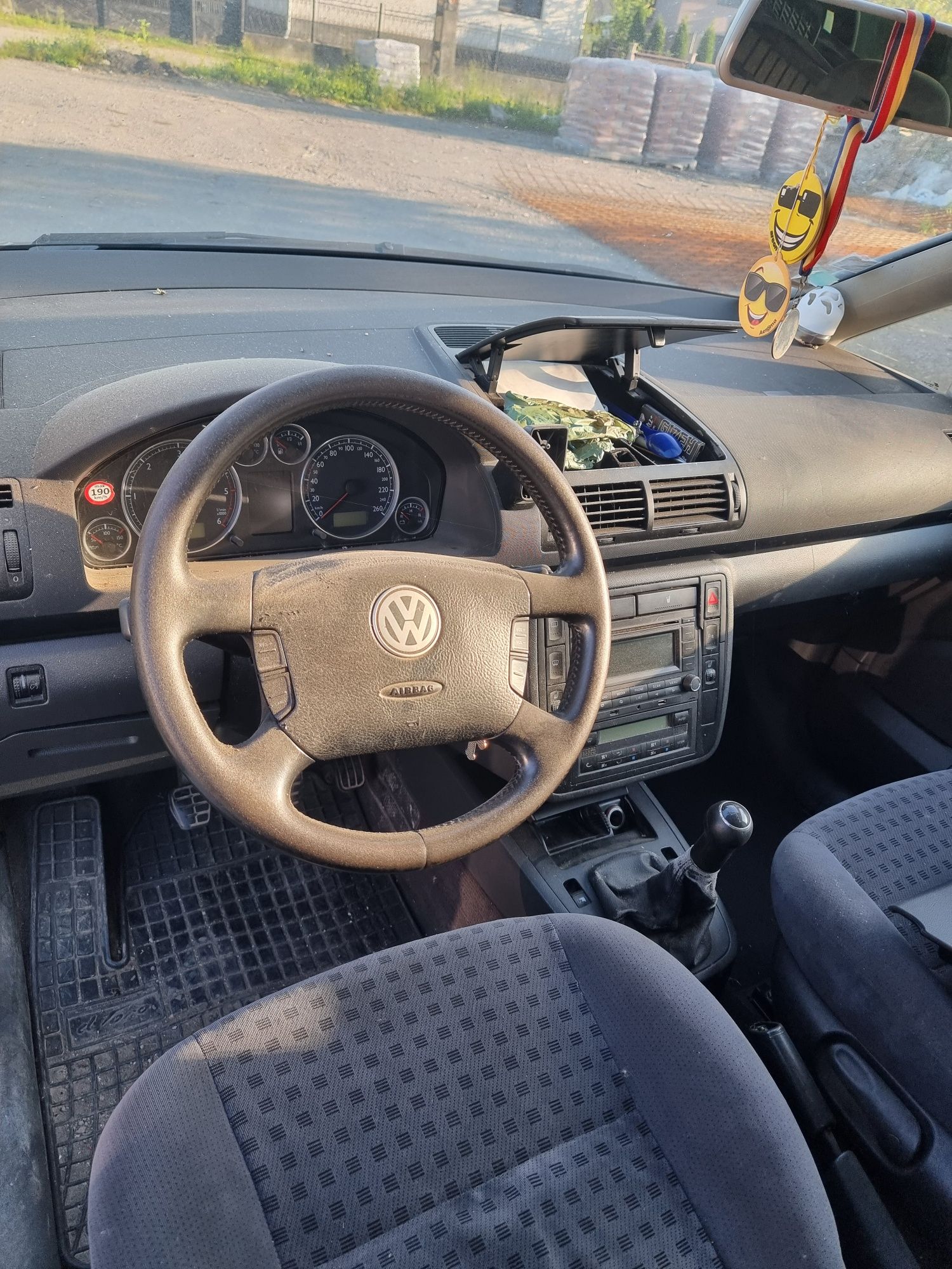 Sharan 1.9TDI 131 cai 2003