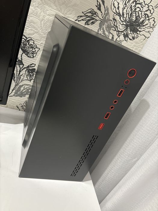 Продам компьютер в хорошем состонии