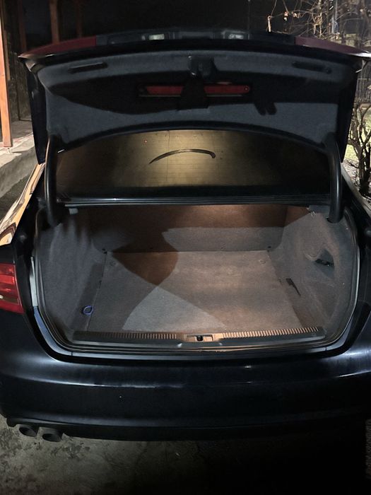 Vand audi 4 B 8 din 2008