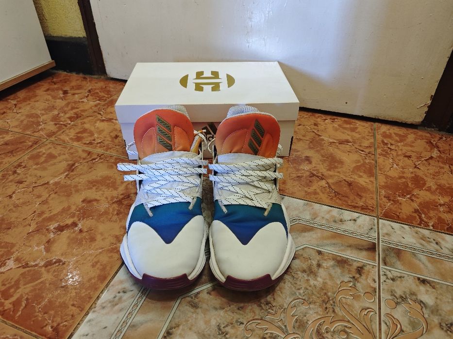 Обувки adidas harden 4