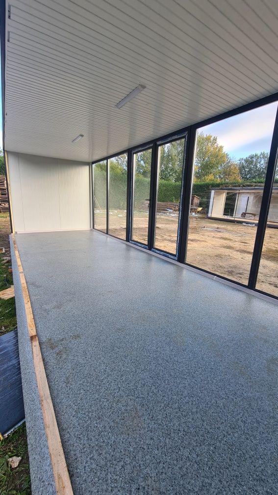 Vand containere tip vitrina birou depozitare locuit
