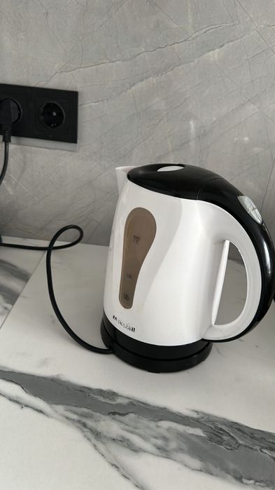 Продам чайник.