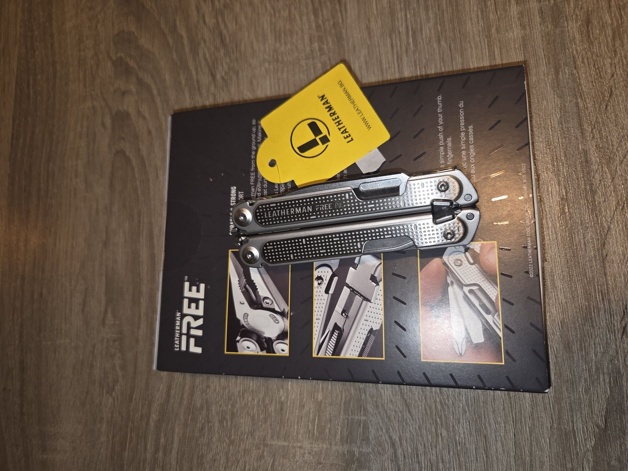 Мултитул Leatherman Free P2
