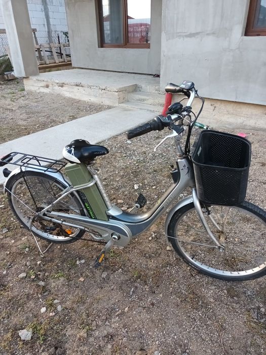 Bicicleta electrica cu baterie