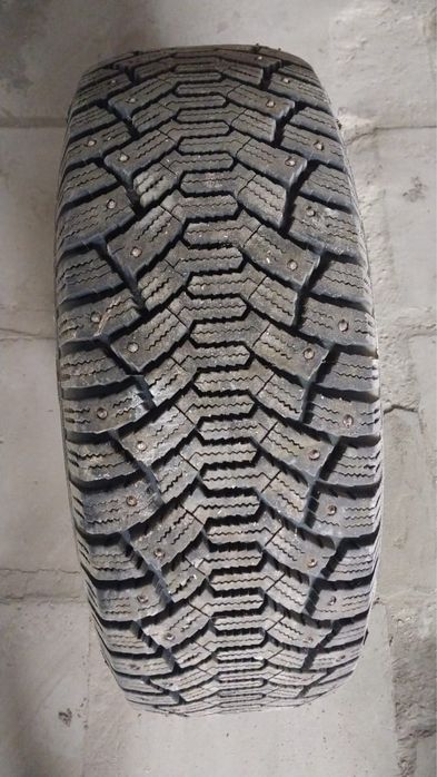 бу шипы 1   штук