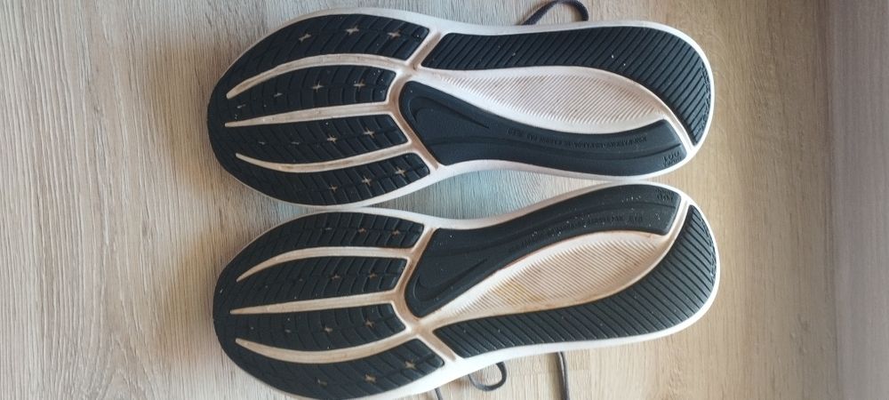 Nike маратонки запазени 38,5 за 50 лв.