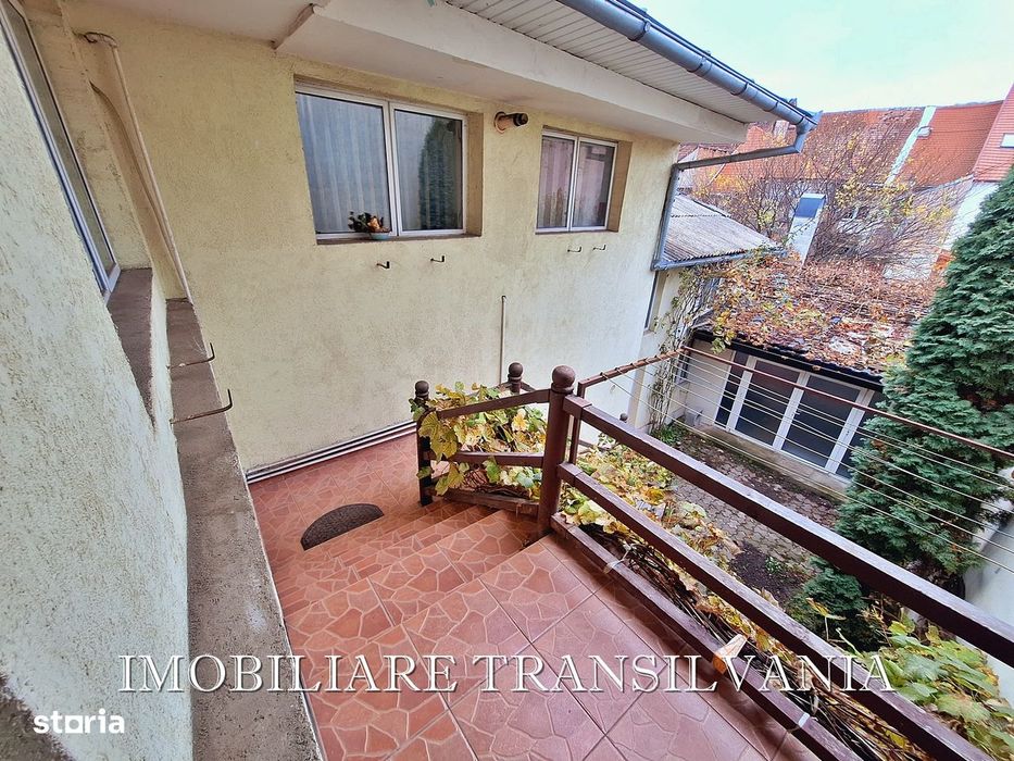 Ap. 3 camere la casa, et.1 - zona Centrala, Bistrita