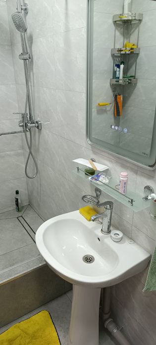 Продаётся квартира с условиями новая никто не жил