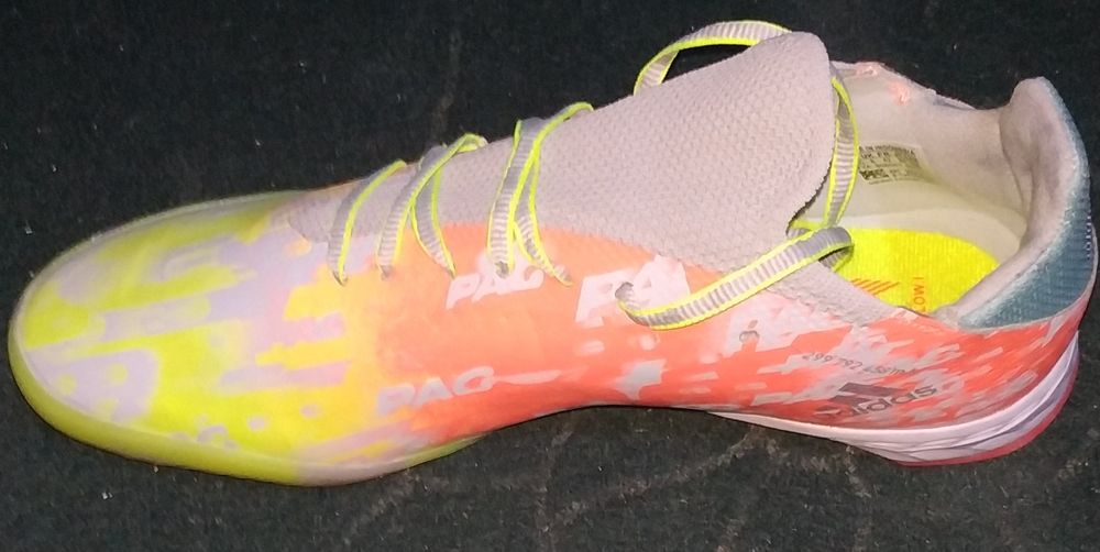 Sorakanojka (sarakanoshka) adidas x sotiladi