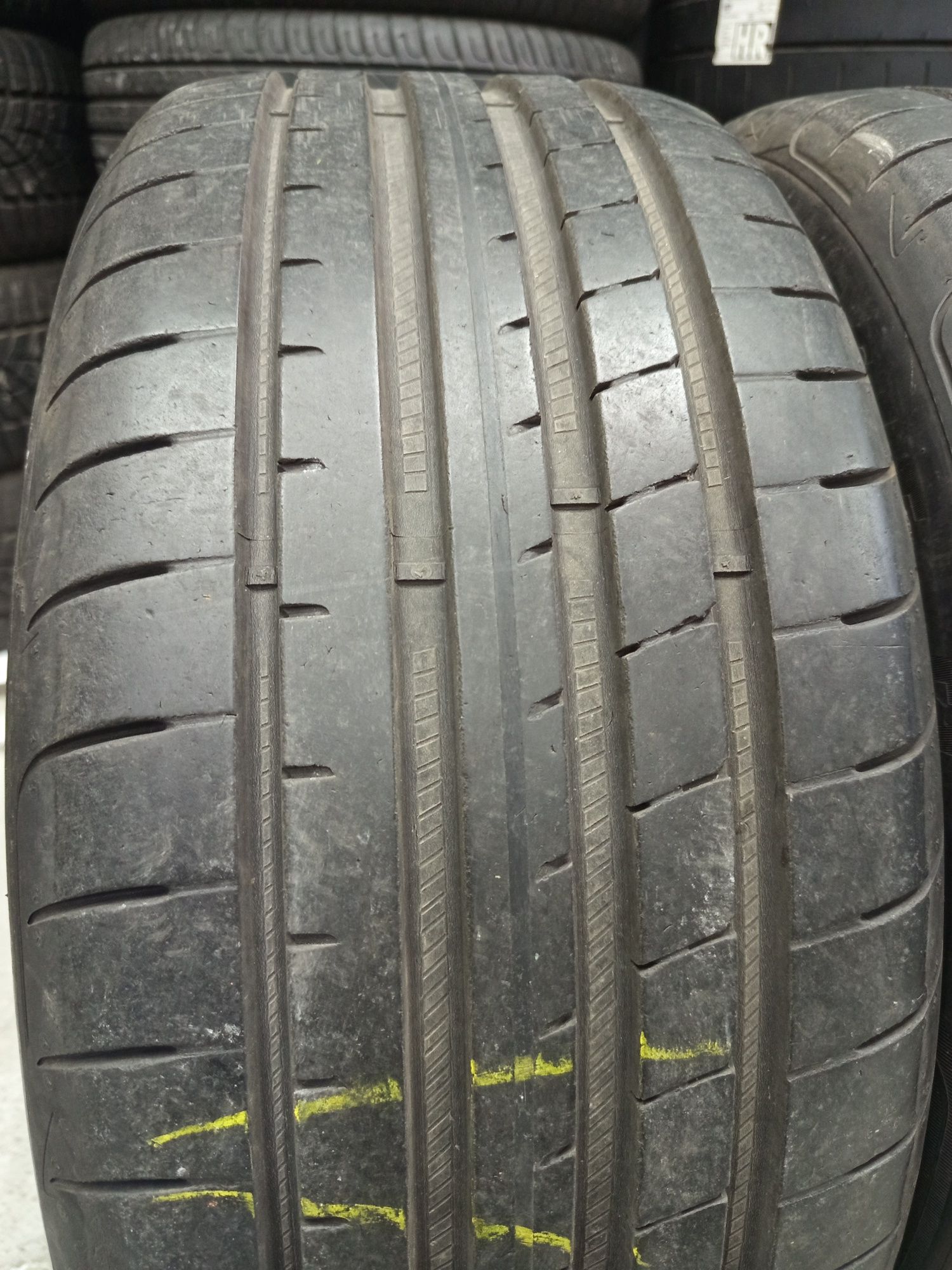 Goodyear 225/45/17-2бр