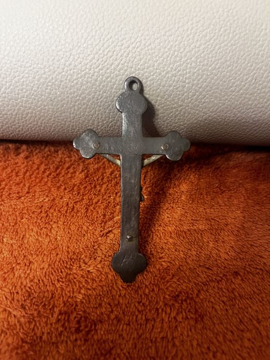 Pandantiv - Cruce cu Domnul Iisus Hristos - anii 1650-1700