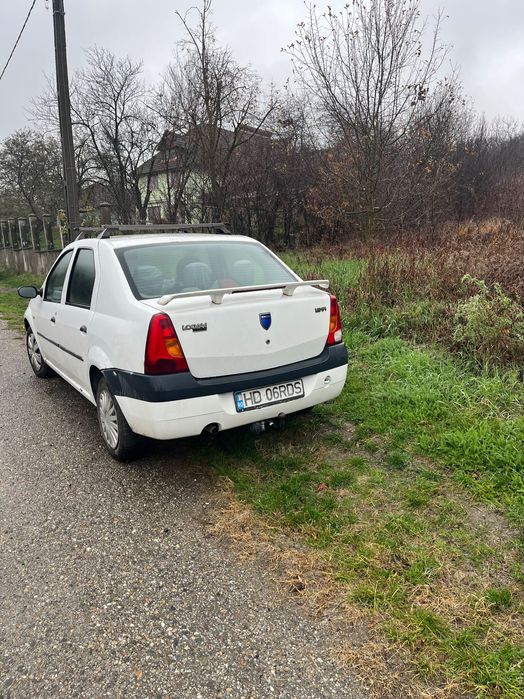Dacia Logan Laureate af 2005 înmatriculat și în stare de functionare