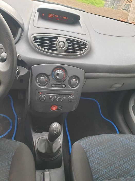 Renault Clio 1.2 Benzina 75 Cp 2005