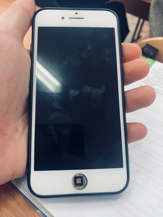 продам iphone 7 32 gb