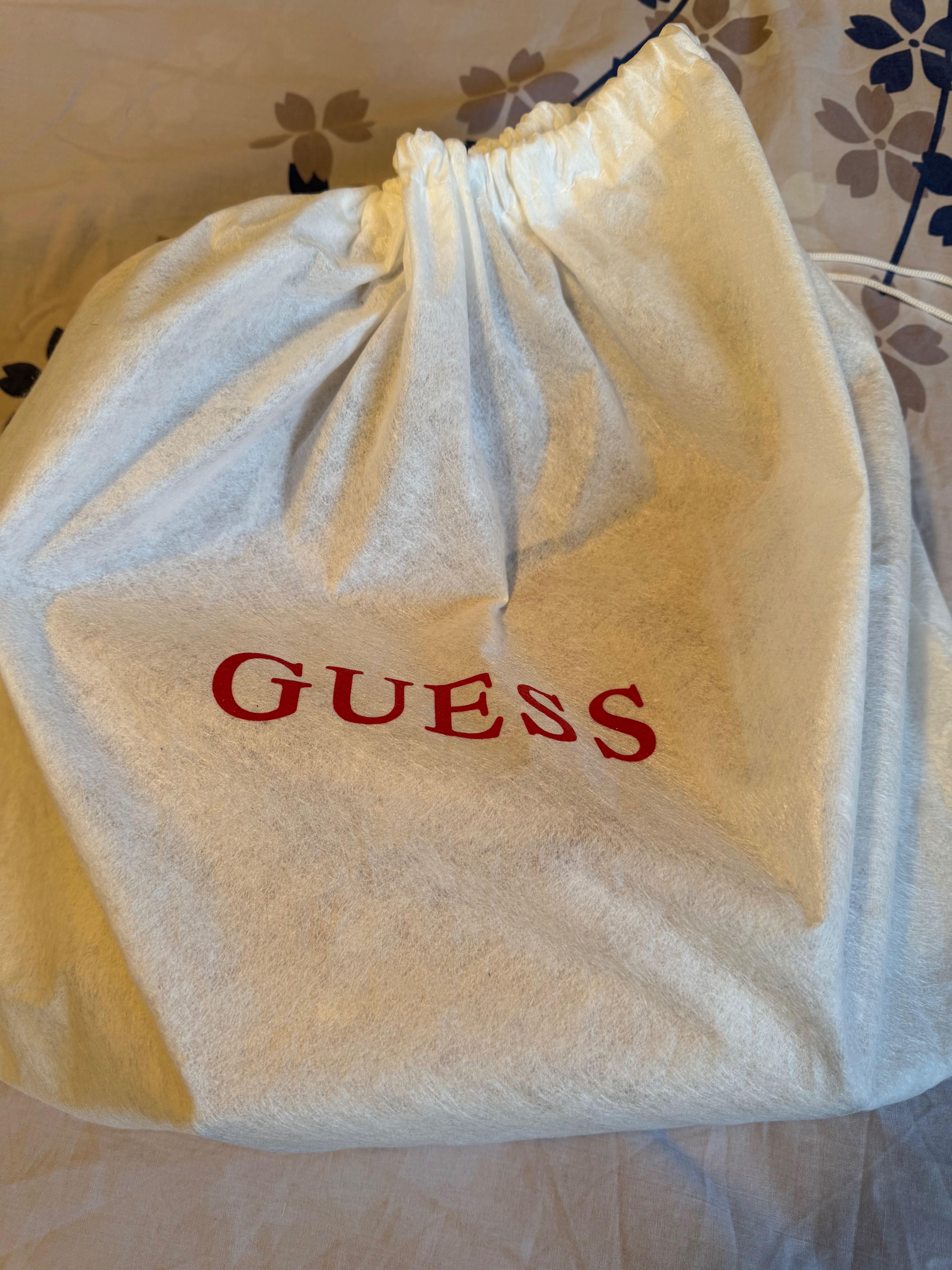 Guess чанта сет от 3 части