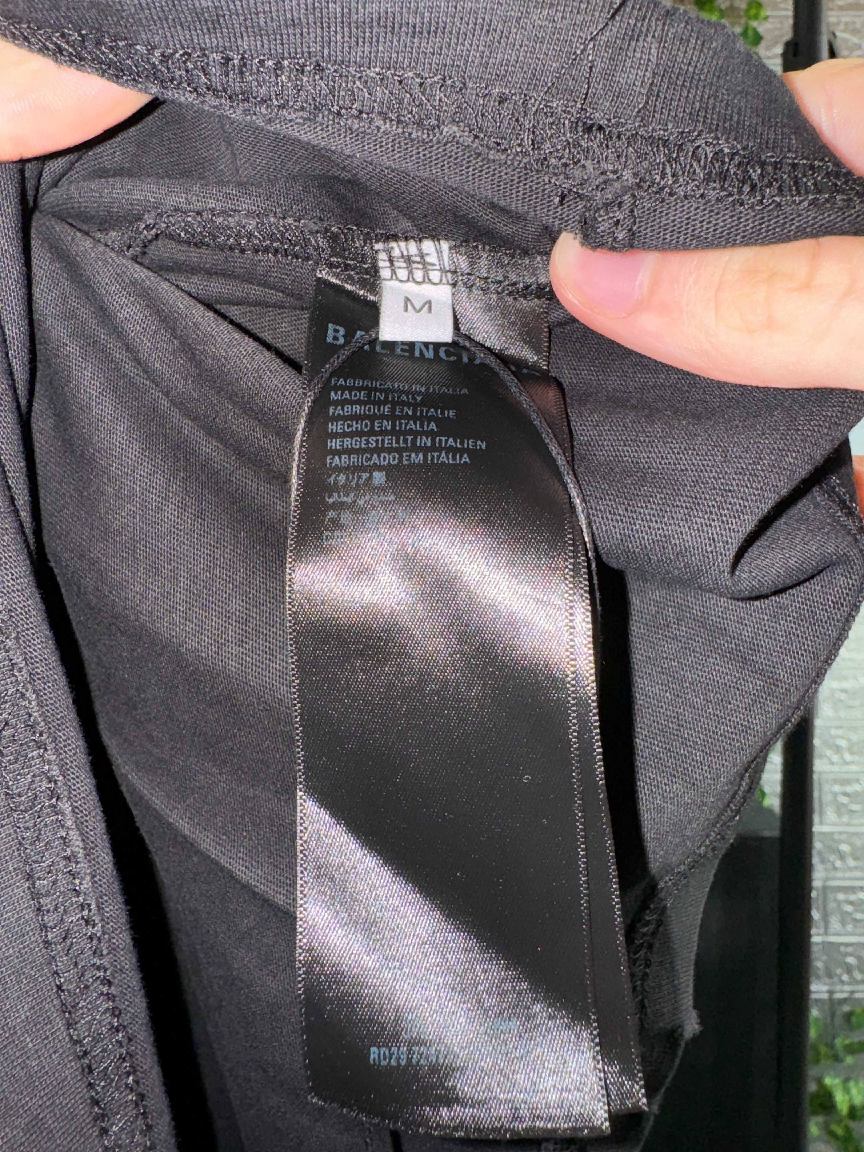 Tricou Balenciaga marimea M