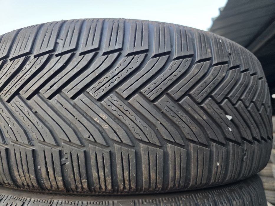 4бр Зимни гуми 205 55 19 - Michelin