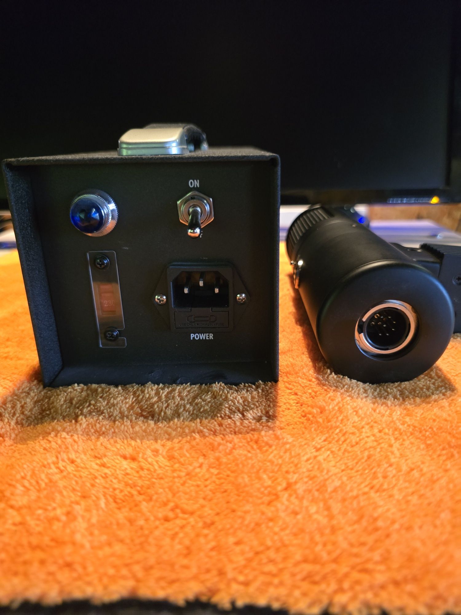 Микрофон Warm Audio WA-8000