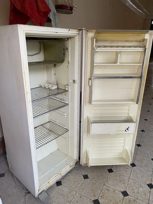 Srochno Rossiskiy Xolodilnik sotiladi zo’r holatda.Katta xolodionik.