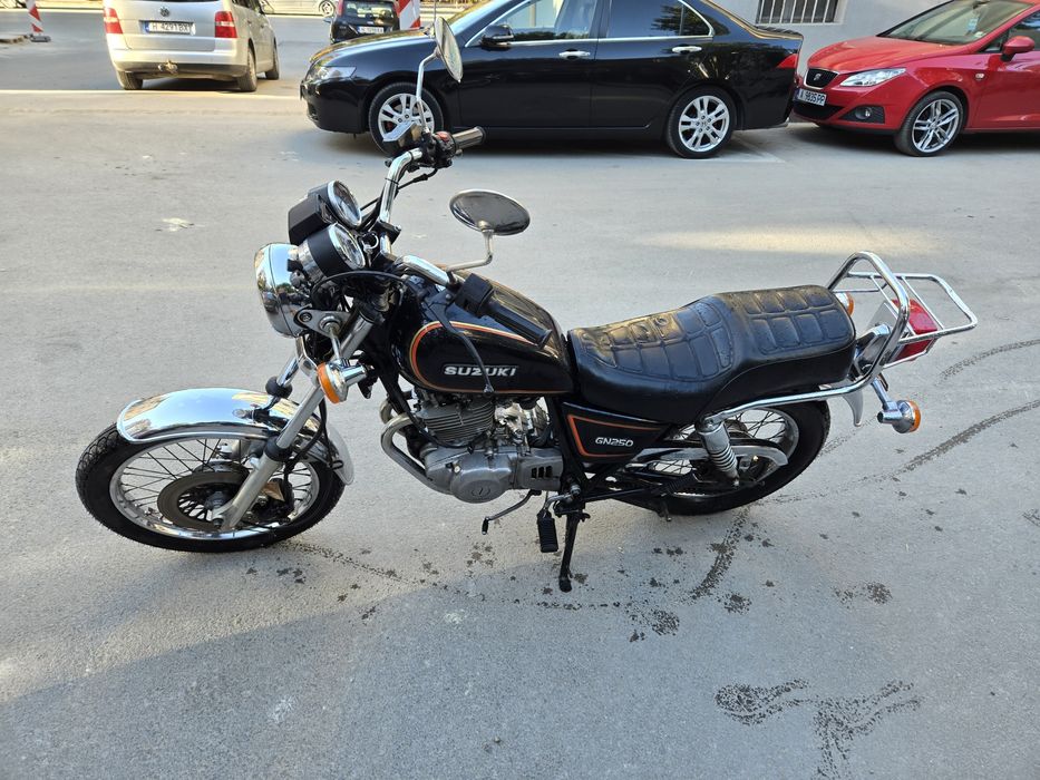 Suzuki GN 250 мотор