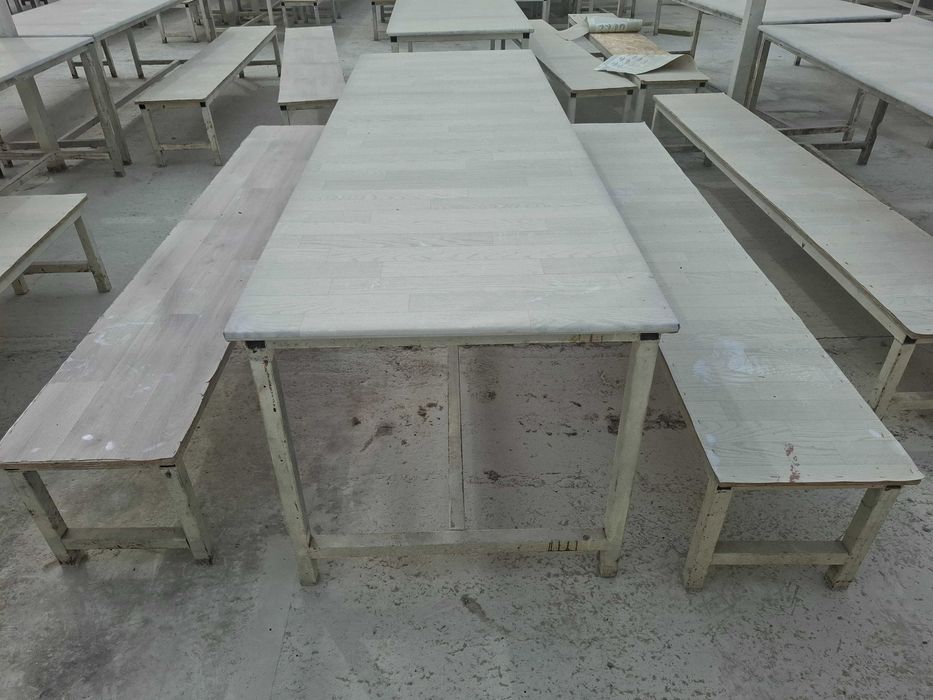 Стол для приёма пищи комплект