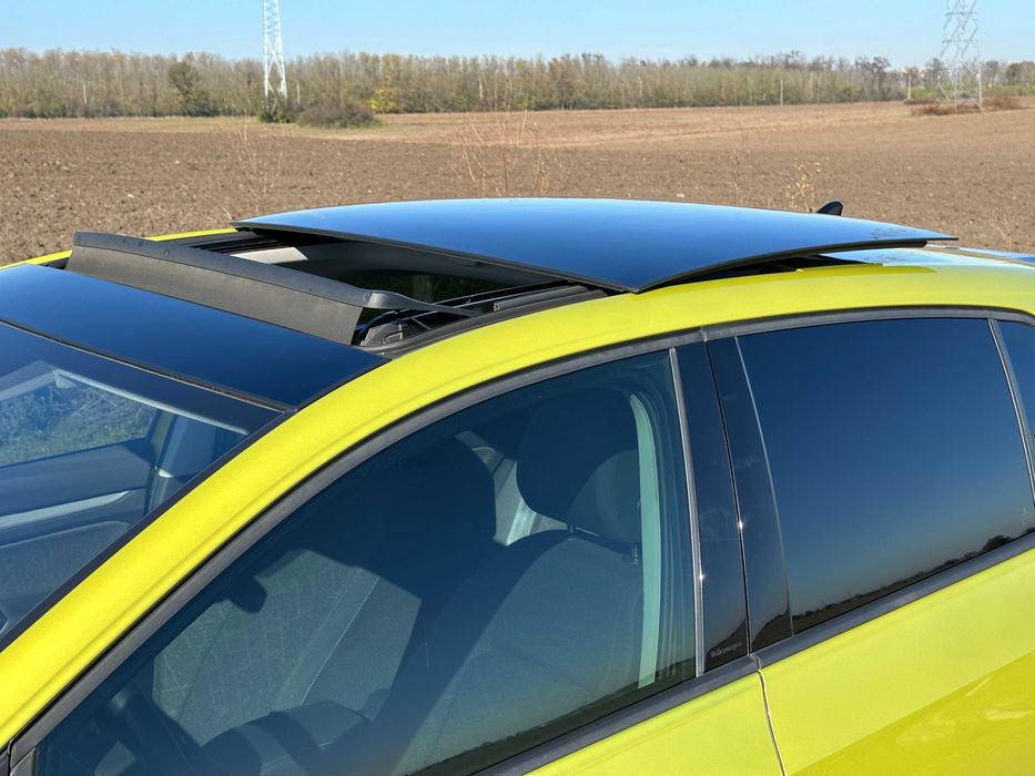 Volkswagen Golf 8, 1.5 eTSI ACT DSG MHEV, R-Line exterior