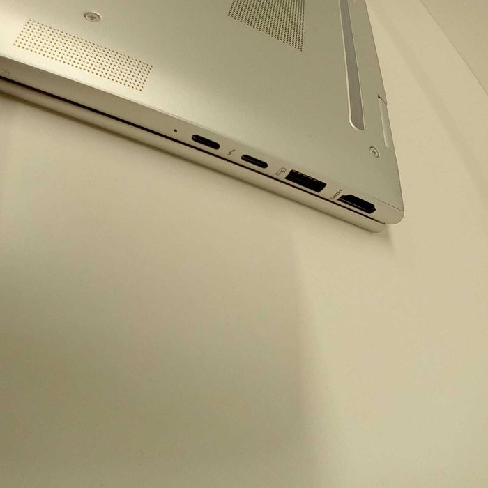 ( ag42) Laptop HP x360 Intel Core Ultra 5   b39.1/48 * 2 ani garantie*