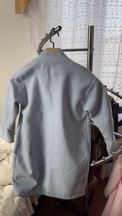 Пальто в бежевом цвете