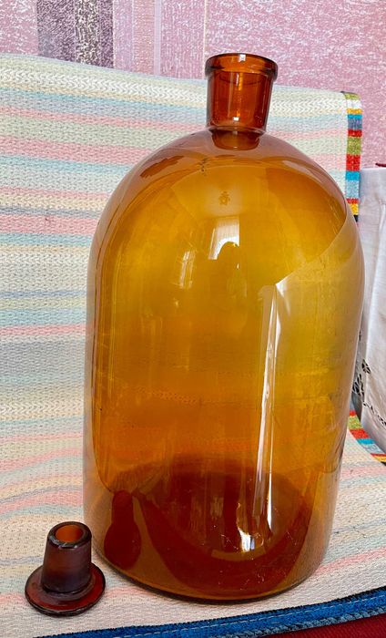 Бутыль оранжевое стекло с притертой крышкой 20л