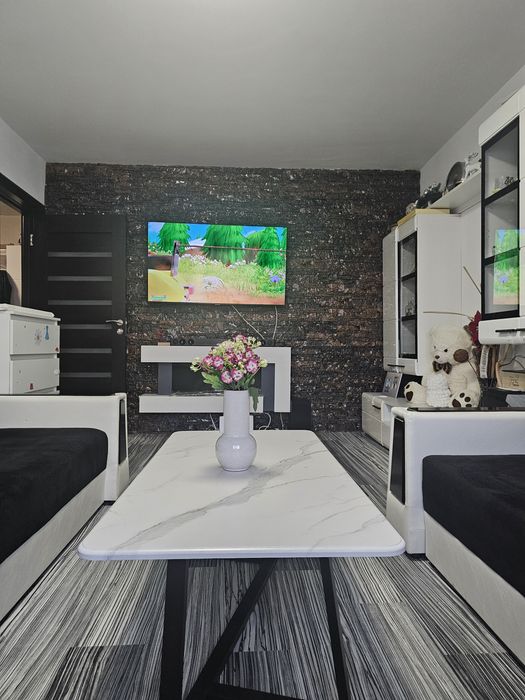 Vand apartament 2 camere