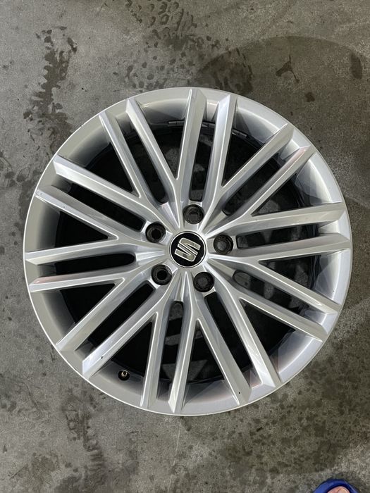 Set 4 jante aliaj 18 5x112 Originale Seat Ateca