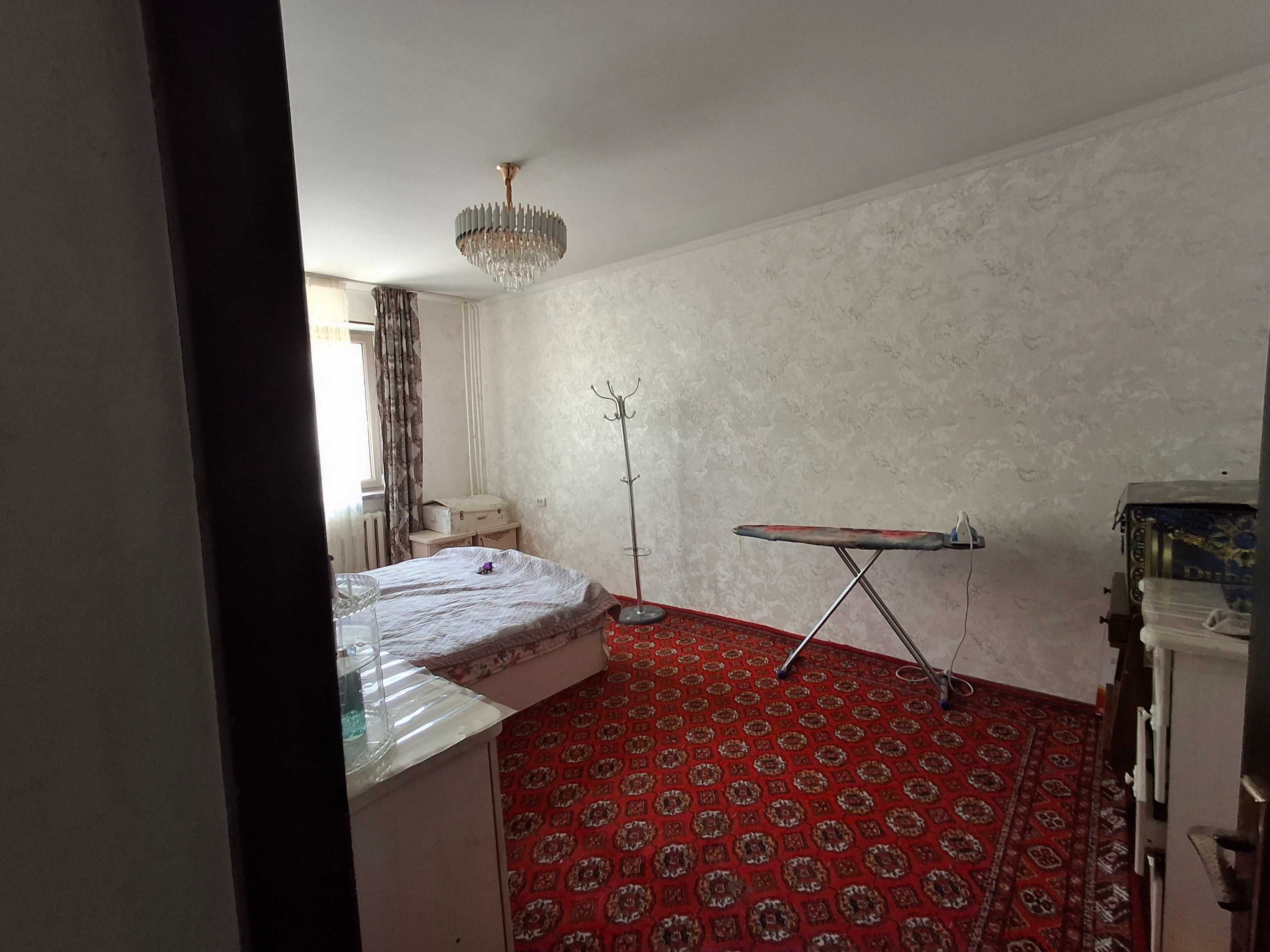 Банковская Kвартира, 105 кв. м.