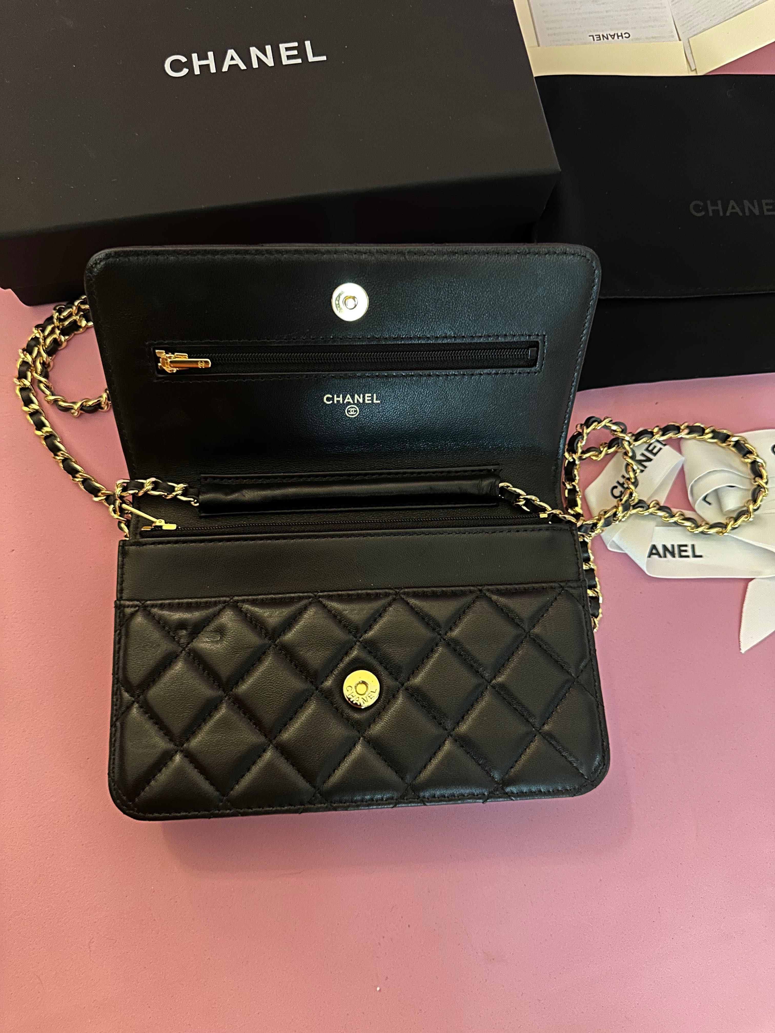 Дамска Чанта Chanel classic wallet on chain