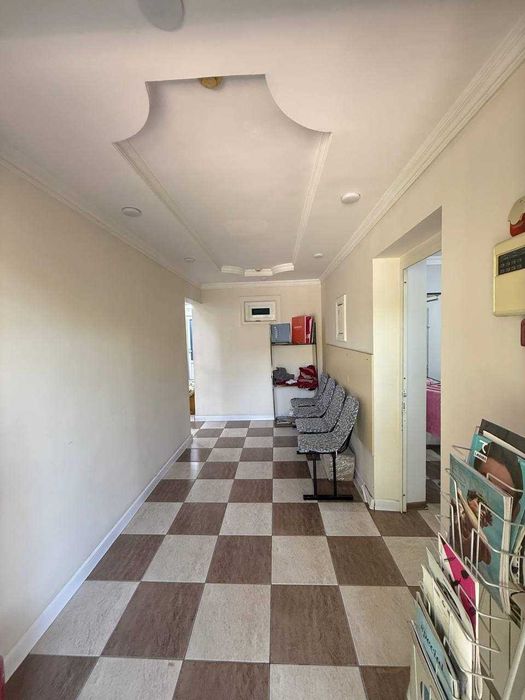 Продается 82 кв м под салон красоты или офиса