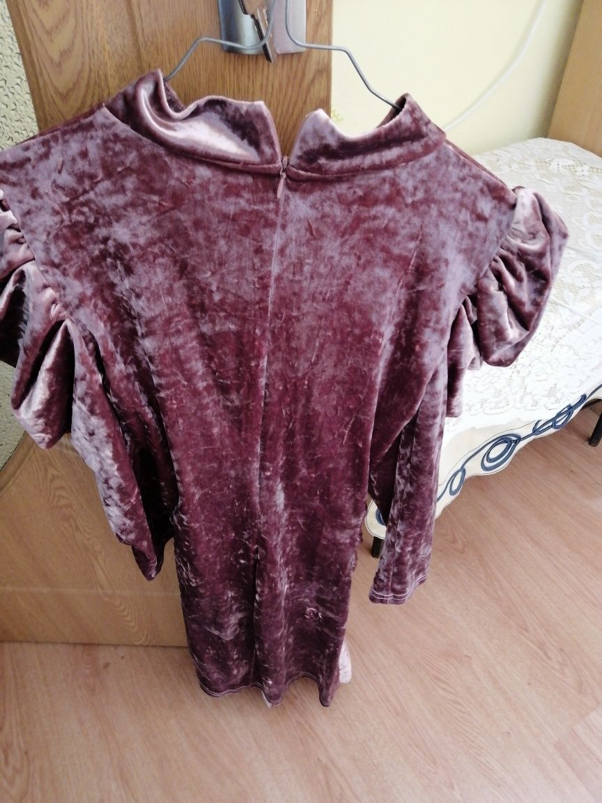 Rochie elastica catifea,,frumoasă
