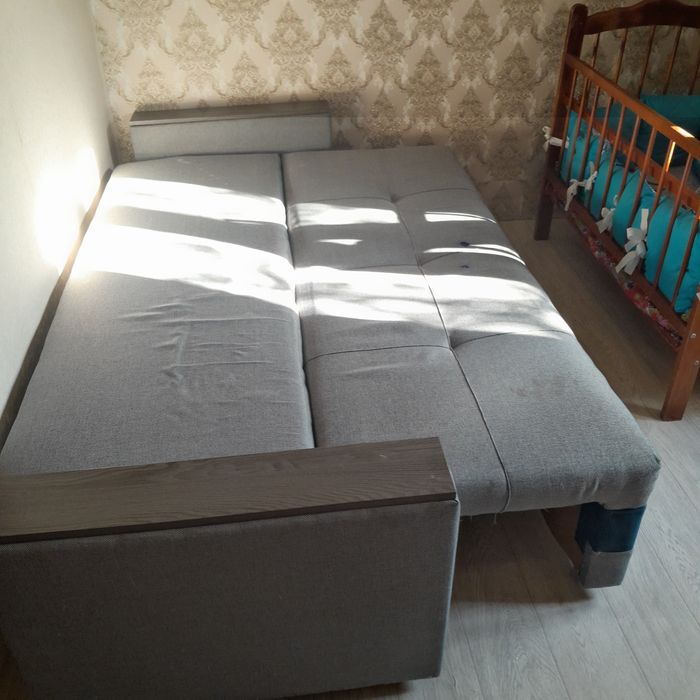 Продам  диван мебель
