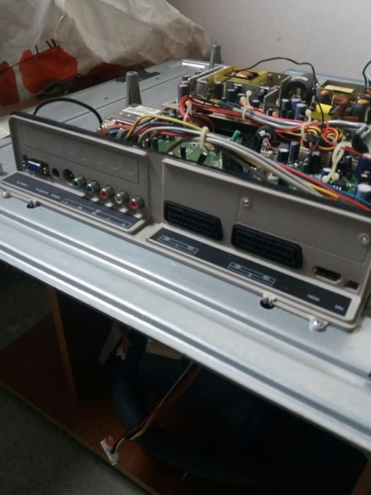 Placa de baza tv dual tuner.