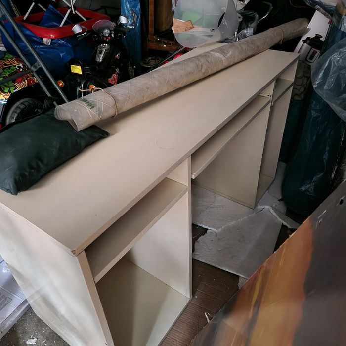 Бюро 134ширина 74височина 49 дълбочина